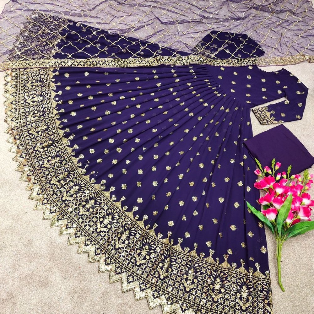 GEORGETTE HEAVY WEDDING WEAR GOWN SET WITH SEQUENCE EMBROIDERY WORK AND DUPATTAA - Picture 3 of 7